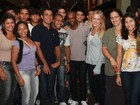 Fiorella Mattheis leva jovens de ONG ao teatro no Rio