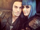 Suposto namorado de Katy Perry posta foto com a cantora no Twitter