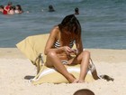 Glenda Kozlowski exibe corpinho enxuto em praia do Rio