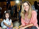 Famosos levam os filhos a musical infantil no Rio de Janeiro