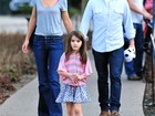 Tom Cruise e Katie Holmes vão levar Suri à nova escola juntos, diz site