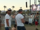 Rodrigo Santoro curte festival de Coachella nos EUA
