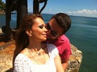 Solange, vocalista do Aviões do Forró, se casa no civil em Salvador