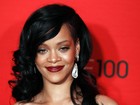 Rihanna corta relações de novo com Chris Brown após música, diz site
