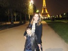 Nívea Stelmann posta fotos no Twitter de viagem com o filho a Paris