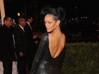 Rihanna é internada por exaustão após festa de gala em Nova York