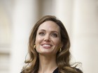 Angelina Jolie reúne políticos em Londres para assistir ao seu filme