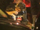Bruno Mazzeo dá beijão em diretora de ‘Avenida Brasil’