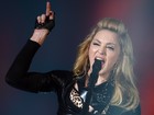 Madonna faz gesto obsceno em show na Alemanha