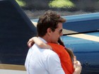 Depois de rever Suri, Tom Cruise leva a filha em passeio de helicóptero