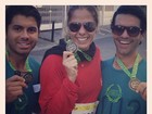 Após corrida, Adriane Galisteu mostra medalha no Twitter