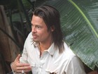 Com os cabelos mais escuros, Brad Pitt roda filme em Londres
