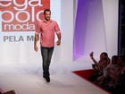 Malvino Salvador desfila em evento de moda de São Paulo