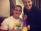 Rodrigo Faro tieta campeão olímpico Arthur Zanetti: 'Emoção total'