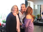 Rodrigo Sant'Anna ganha beijinho de Susana Vieira em camarim