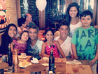 No Dia dos Pais, Romário almoça no Rio com seus seis filhos