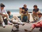 One Direction canta sucesso de Oasis em videoclipe