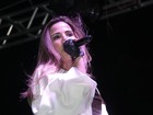 Wanessa exibe cinta e barriguinha saliente durante show em São Paulo