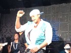 Léo Santana se veste de rapper americano em gravação de clipe