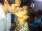 Quanto amor! Giovanna Antonelli tasca beijo no marido