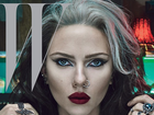 Scarlett Johansson posa à la Cruella para edição de aniversário de revista