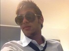 Com pinta de galã, Neymar posta foto fazendo tipo: 'Modelando' 