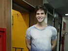 Jonatas Faro e outros atores prestigiam estreia de peça no Rio