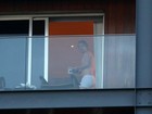 Owen Wilson aparece de cueca em varanda de hotel no Rio