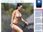 Megan Fox exibe boa forma de biquíni dois meses após dar à luz