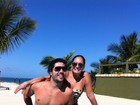 Susana Vieira curte dia de sol na piscina com o namorado