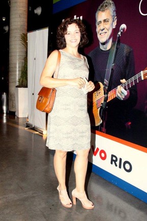 Luciana Braga em show de Chico Buarque no Rio (Foto: Onofre Veras/ Ag. News)