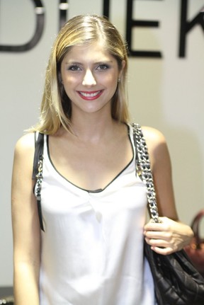 Tammy Di Calafiori em inauguração de loja no Rio (Foto: Daniel Delmiro/ Ag. News)