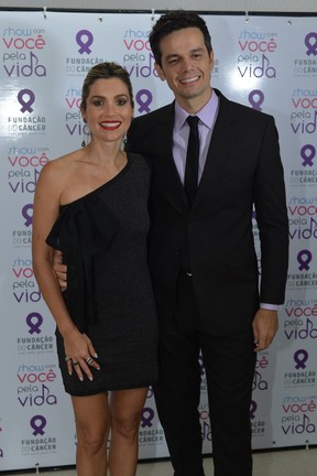 Flávia Alessandra e Otaviano Costa em show no Rio (Foto: André Muzell/ Ag. News)