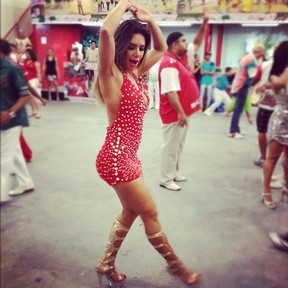 Graciella Carvalho na quadra da X-9 Paulistana (Foto: Instagram/ Reprodução)