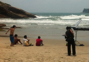 Restart grava clipe em praia (Foto: Bruno Maia / Divulgação)
