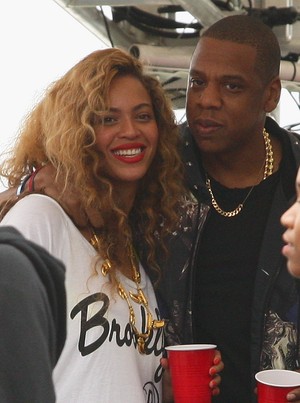 Beyoncé e Jay-Z em festival de música na Filadélfia, nos Estados Unidos (Foto: Mychal Watts/ Getty Images/ Agência)