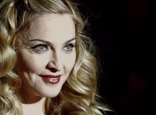 Madonna lança o filme ‘W.E.’ em festival de cinema em Londres, na Inglaterra (Foto: Reuters/ Agência)