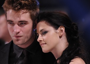 Kristen Stewart e Robert Pattinson  (Foto: Agência/Reuters)