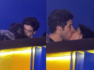 Bruno Fagundes e Antonia Pires trocam beijos no Rock in Rio (Foto: Roberto Teixeira/ EGO)