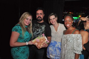 Os ex-BBBs Paulinha, Marcelo Arantes, Diana e Vanessa no lançamento da "Playboy" de Bárbara Evans (Foto: Roberto Teixeira / EGO)