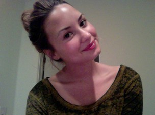 Demi Lovato mostra foto sem maquiagem no Twitter (Foto: Reprodução / Twitter)