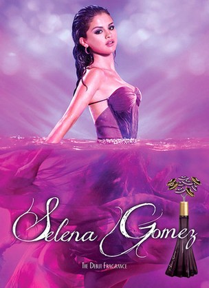 Selena Gomez em campanha do seu perfume (Foto: Divulgação)