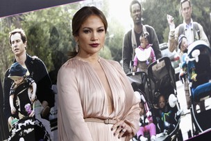 Jennifer Lopez na première do filme ‘O Que Esperar Quando Está Esperando’ em Los Angeles, nos Estados Unidos (Foto: Reuters/ Agência)