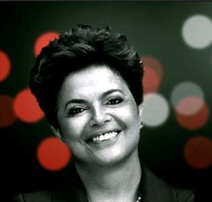 Dilma congelada em cinza (Foto: Reprodução/Twitter)