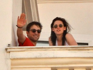 Galeria Kristen Stewart e Robert Pattinson - O casal no Brasil (Foto: Philippe Lima/AgNews)