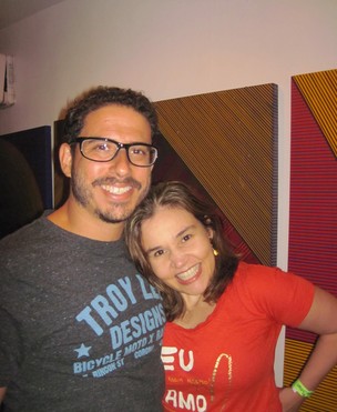 Claudia Rodrigues com o cantor Maurício Baia (Foto: Divulgação)