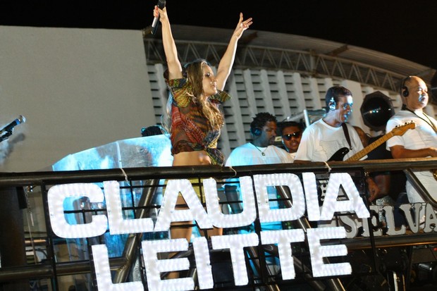 Claudia Leitte no Carnabral 2011 - evento na cidade de Sobral, CE (Foto: Alana Andrade / Ag Mural da Fama / Divulgação)