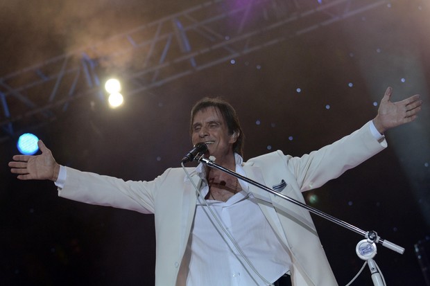 Roberto Carlos faz show em São josé do Rio Preto, em São Paulo (Foto: Marcos Madi/ Divulgação)