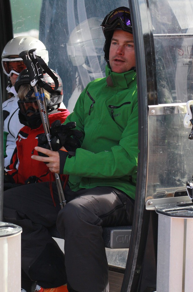 Chris O'Donnell esquiando em Aspen - X17 (Foto: X17)