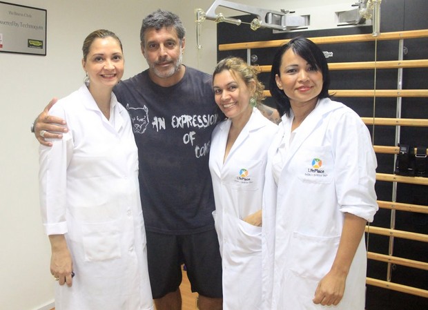 Alexandre Frota em clínica de estética em Copacabana, Zona Sul do Rio (Foto: Divulgação)
